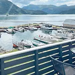 8 Person In