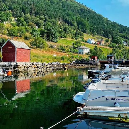 בית נופש 8 Person In Barmen